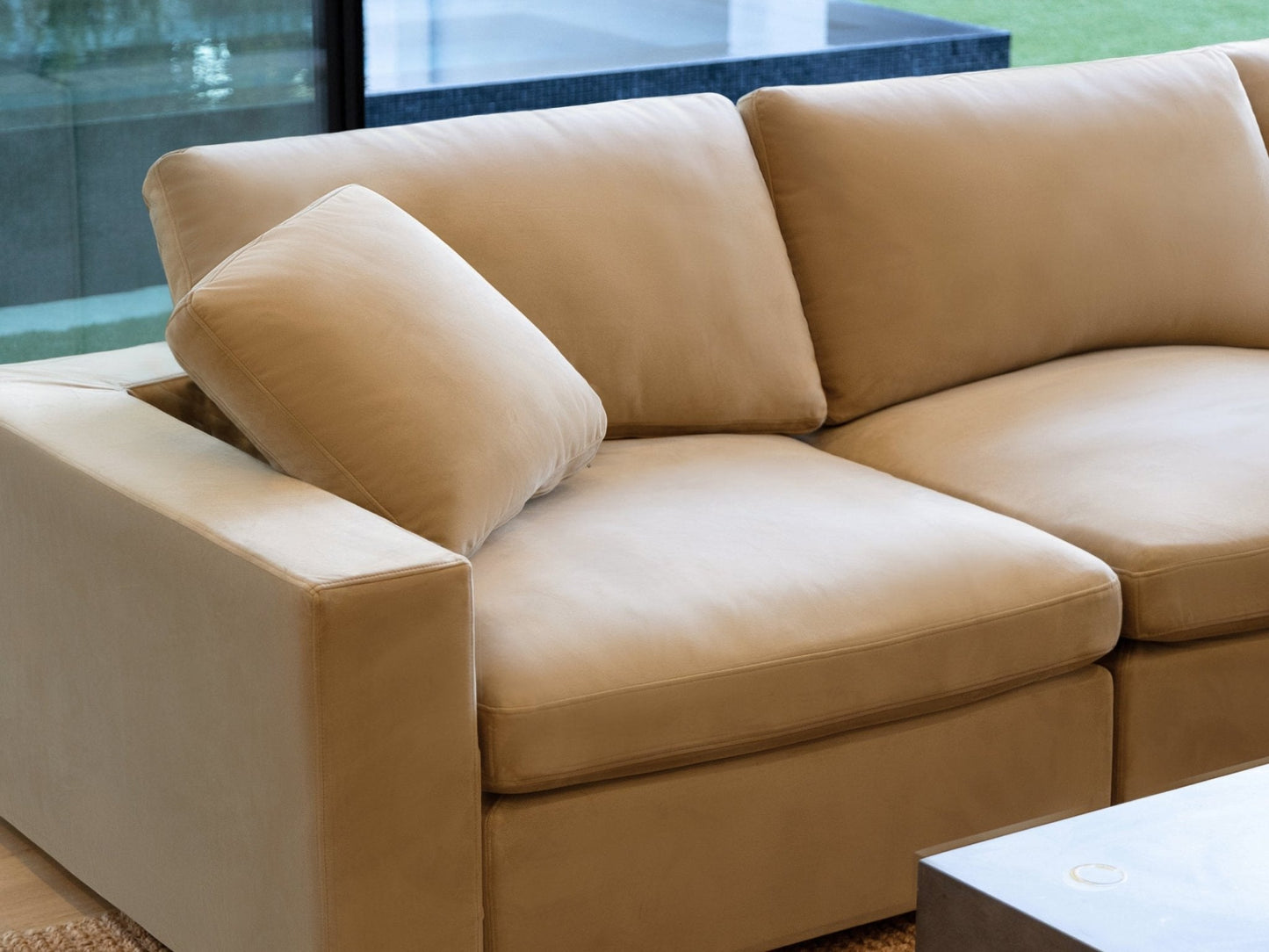 4-Seat Modular Chaise Sectional