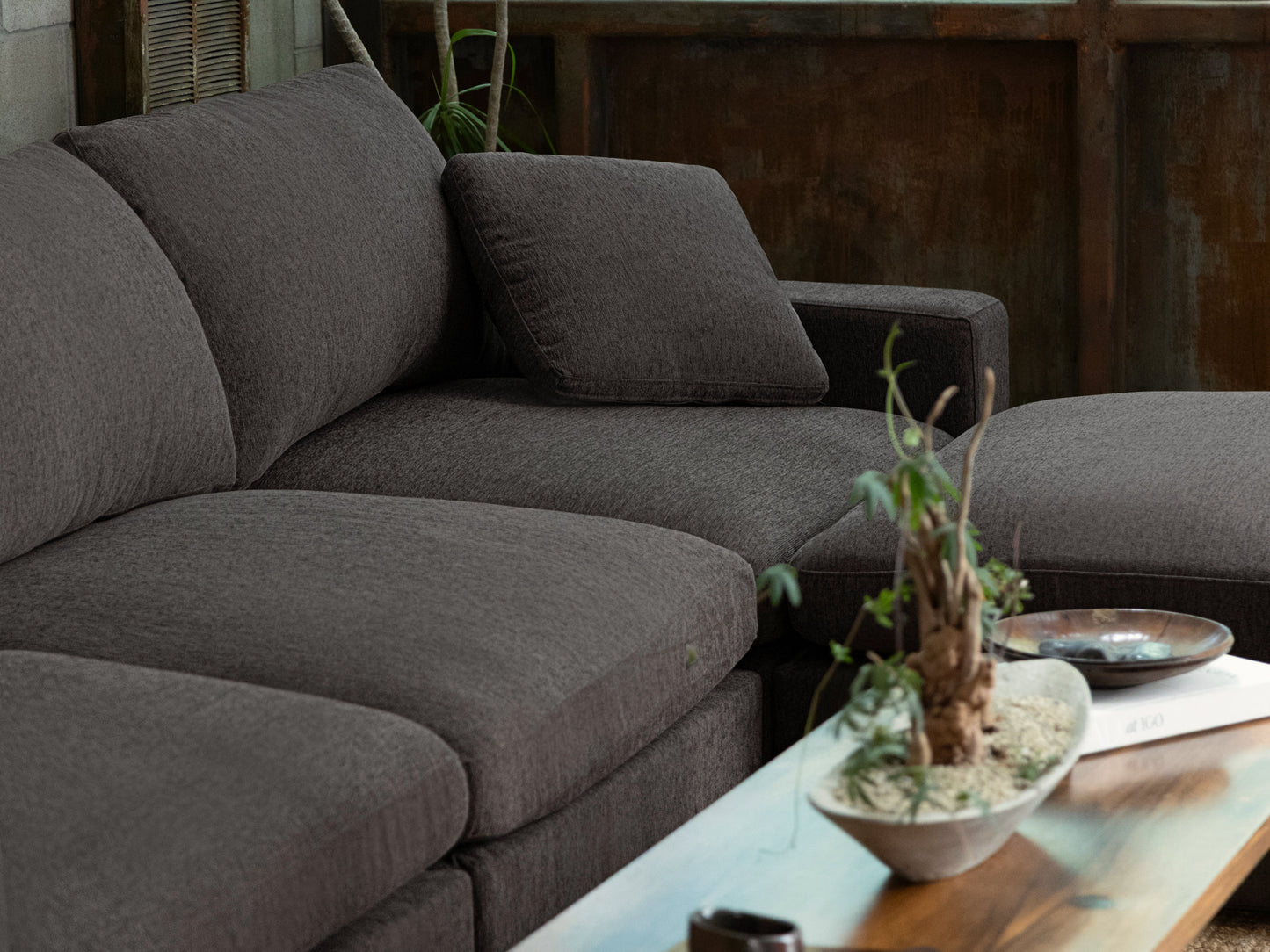 4-Seat Modular Chaise Sectional