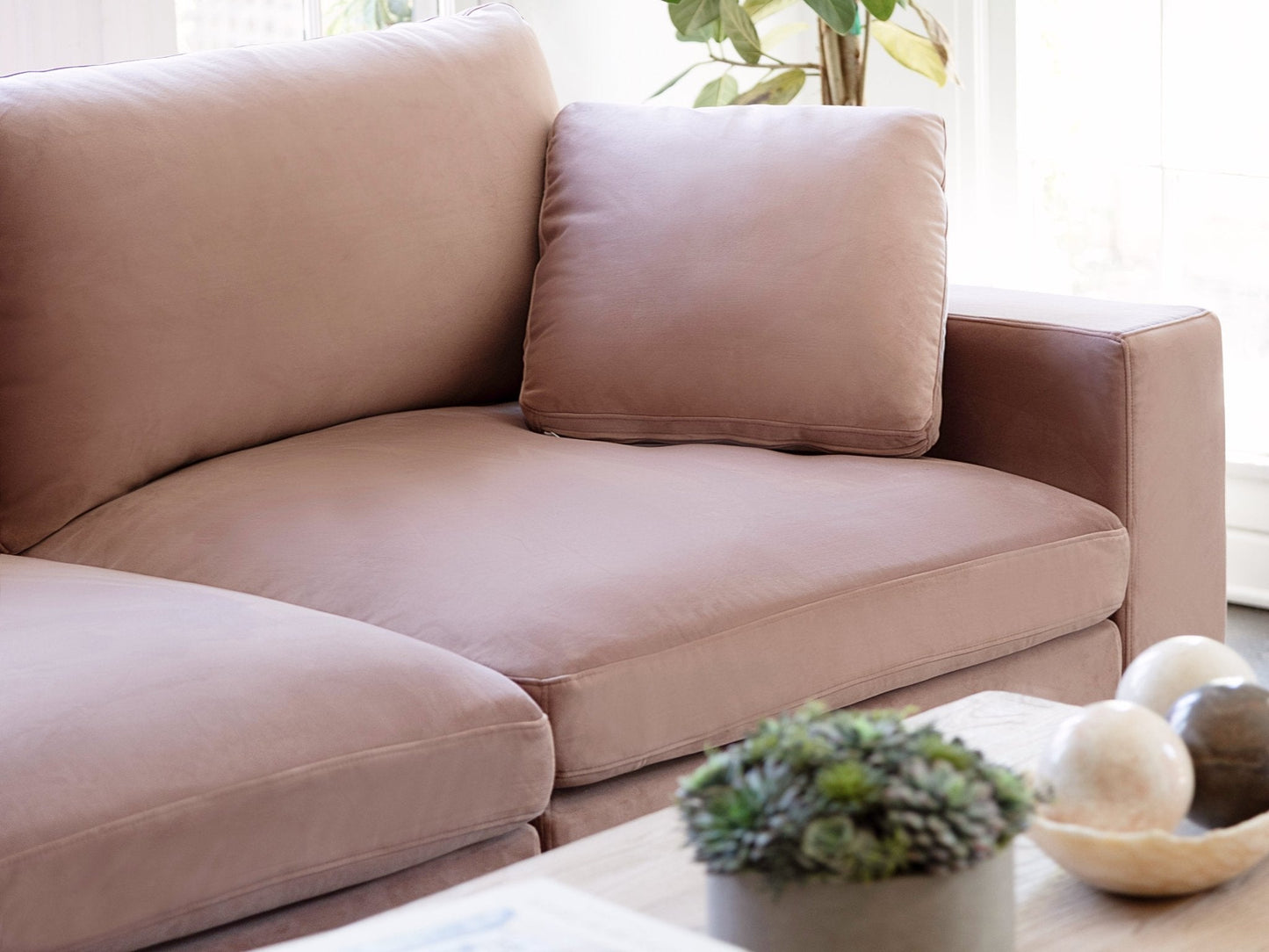 4-Seat Modular Chaise Sectional