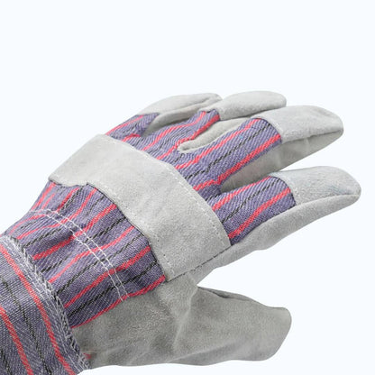 Small Wood Stove With Fire-Resistant Glass "Caminus S"